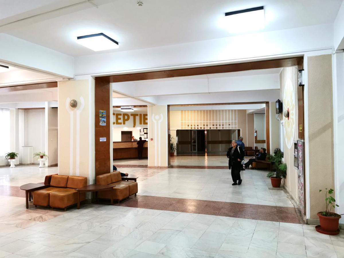 Hotel Muncel Băile Felix 外观 照片