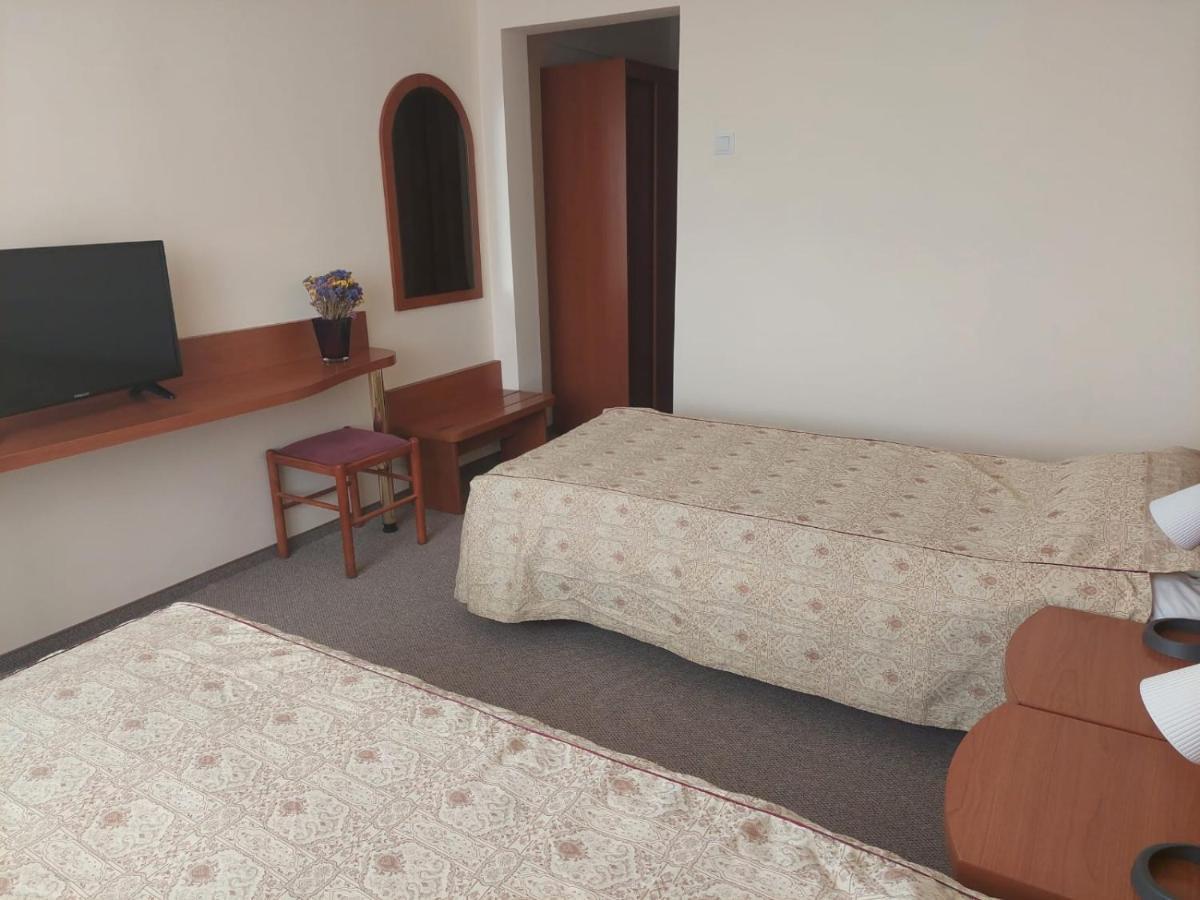 Hotel Muncel Băile Felix 外观 照片